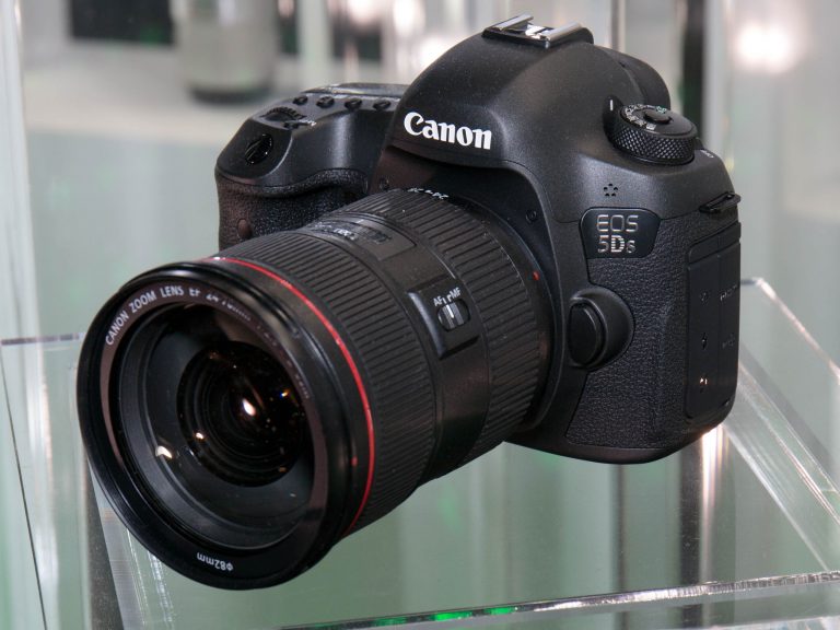 Canon_EOS_5Ds_2015_CP+