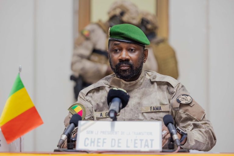jad20231024-ass-mali-membres-cnt-suspendus