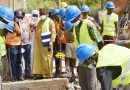 N’Djaména : Le Maire du 3e arrondissement inspecte les travaux de curage des caniveaux à Ambassatna