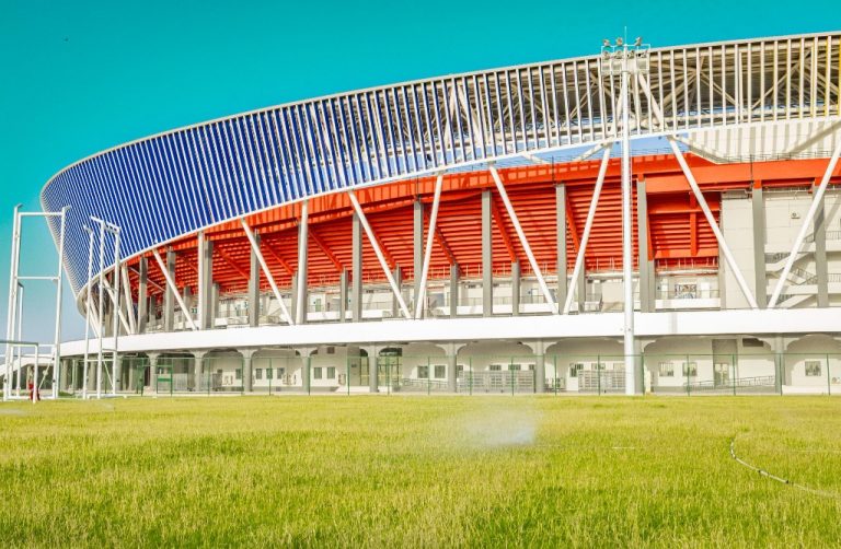 Vue_extérieur_stade_MIDI_Tchad